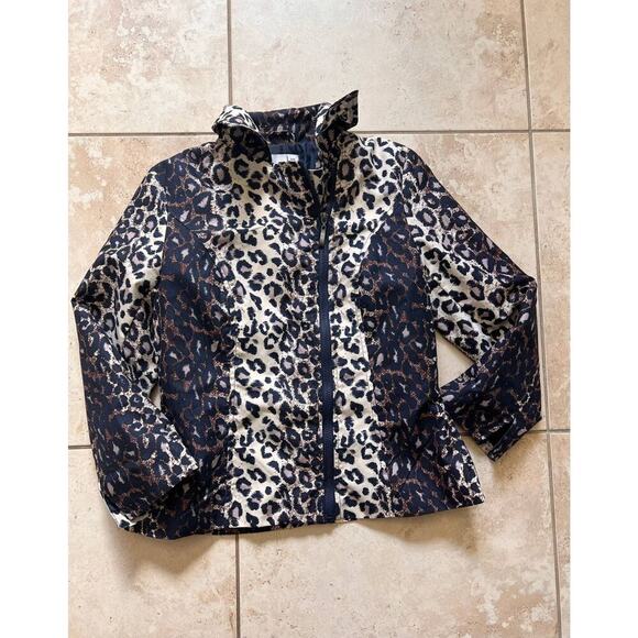 Luii size small zip up jacket leopard print - Picture 1 of 4